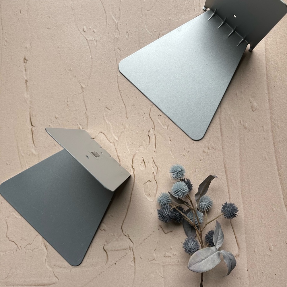 Umbra Metal Floating Display Shelves